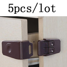 Load image into Gallery viewer, 10pcs/Lot Child Lock Protection Of Children Locking Doors For Children&#39;s Safety Kids Plastic Lock Best Selling
